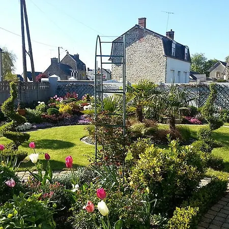 Bed & Breakfast Les Clematites Du Mont Saint Michel