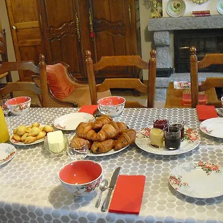 Les Clematites Du Mont Saint Michel Bed & Breakfast